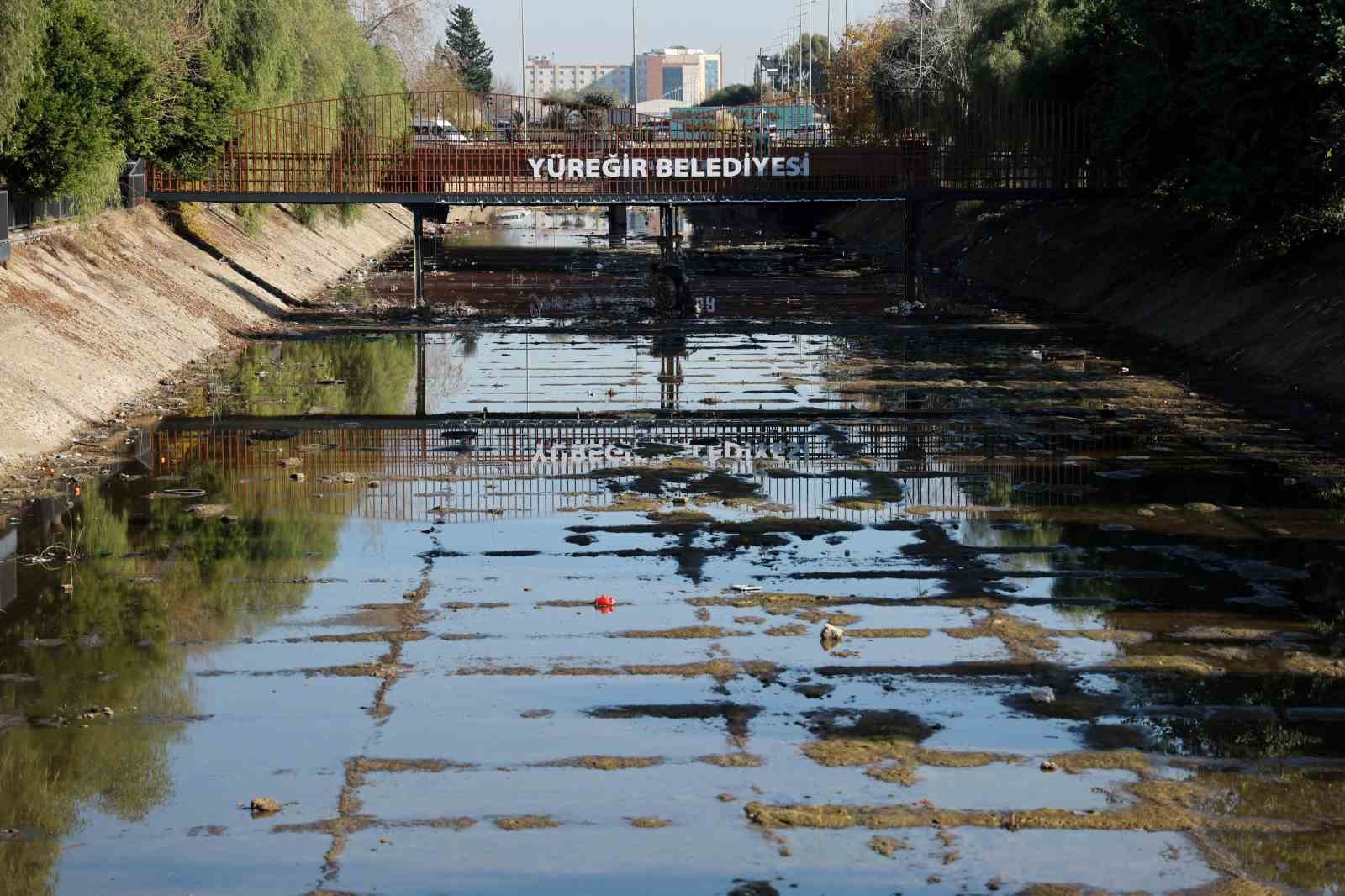 ’Adana’nın Venedik’i, Ganj Nehri’ne döndü
