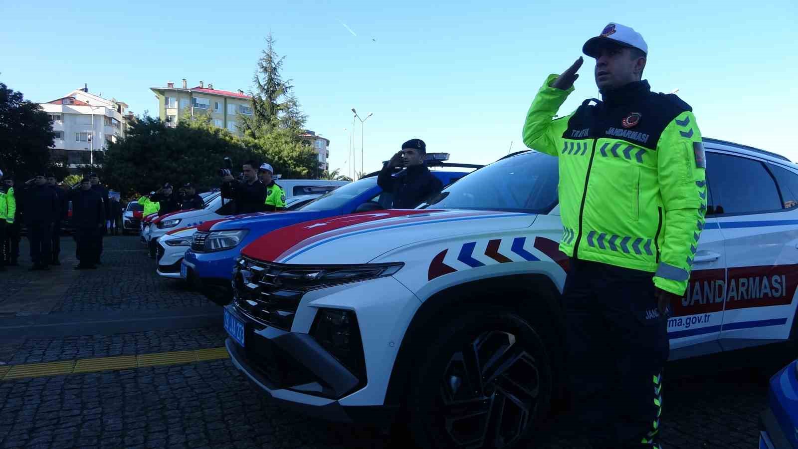 Giresun’da güvenlik güçleri için 65 yeni araç törenle teslim edildi
