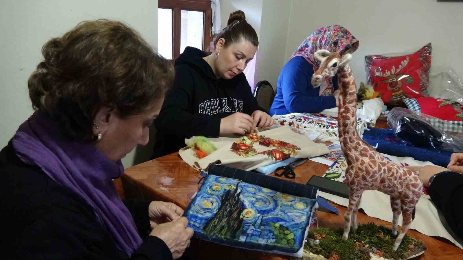 Unutulmaya yüz tutmuş yorgan desenleri artık giysilerde ve çantalarda hayat buluyor
