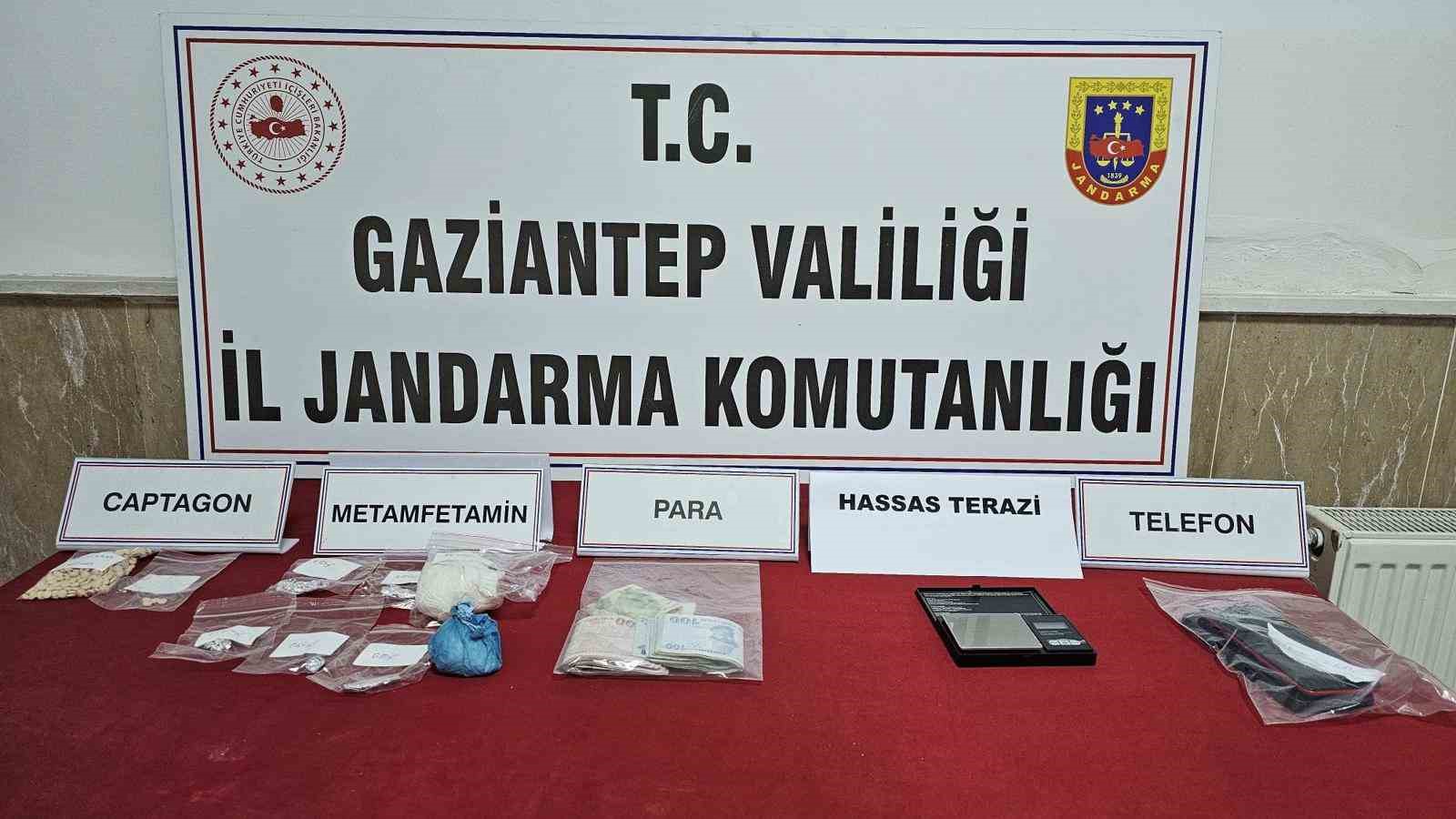 Gaziantep’te kaçakçılık ve uyuşturucu operasyonlarında 251 şahıs yakalandı
