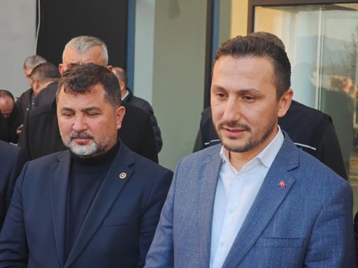 AK Parti İl Başkanı Hasan Şengüloğlu mazbatasını aldı
