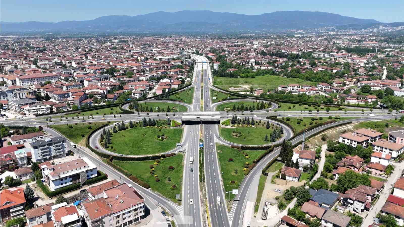 Başkan Özlü Şam, Halep, Girne’yi kardeş şehir teklifi sunacak
