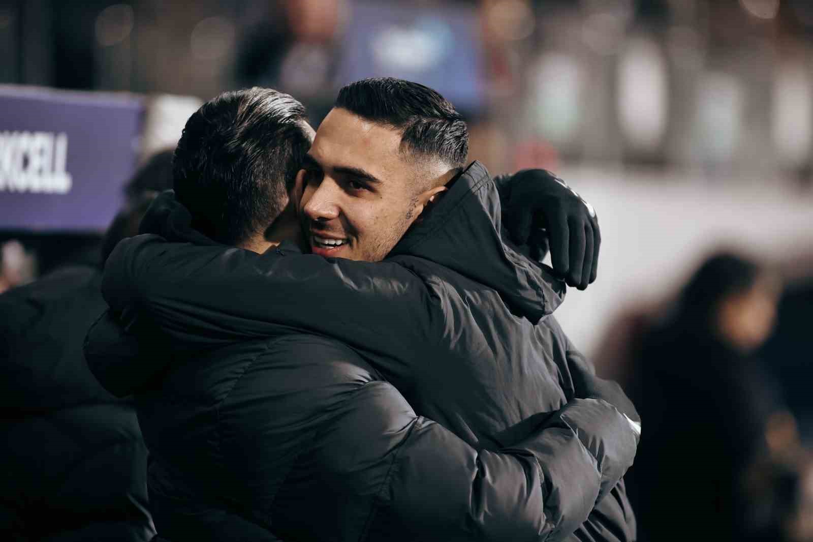 Trendyol Süper Lig: Çaykur Rizespor: 0 - Beşiktaş: 0 (Maç devam ediyor)
