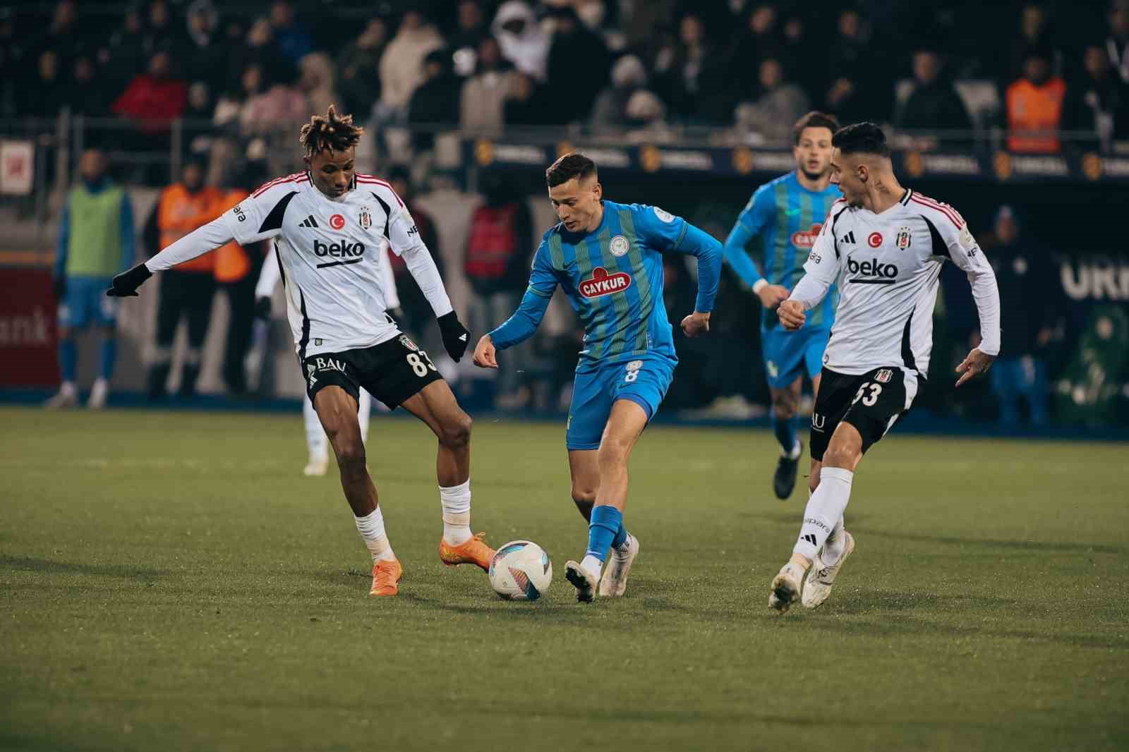 Trendyol Süper Lig: Çaykur Rizespor: 1 - Beşiktaş: 1 (Maç sonucu)
