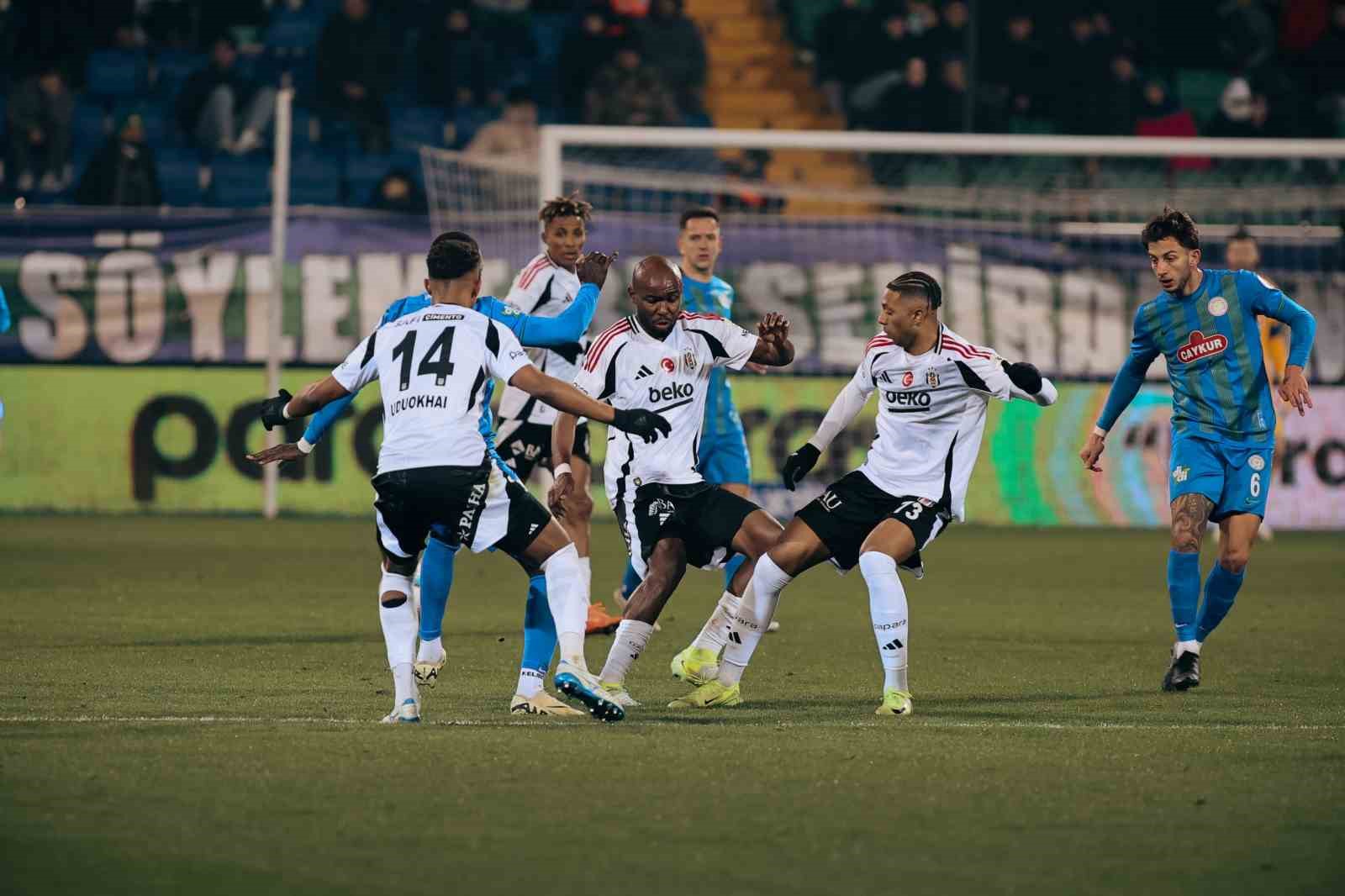 Trendyol Süper Lig: Çaykur Rizespor: 1 - Beşiktaş: 1 (Maç sonucu)
