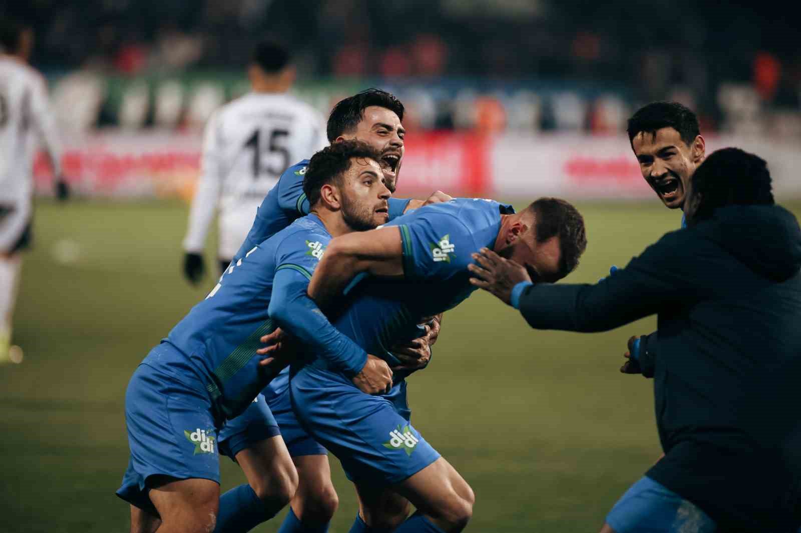 Trendyol Süper Lig: Çaykur Rizespor: 1 - Beşiktaş: 1 (Maç sonucu)
