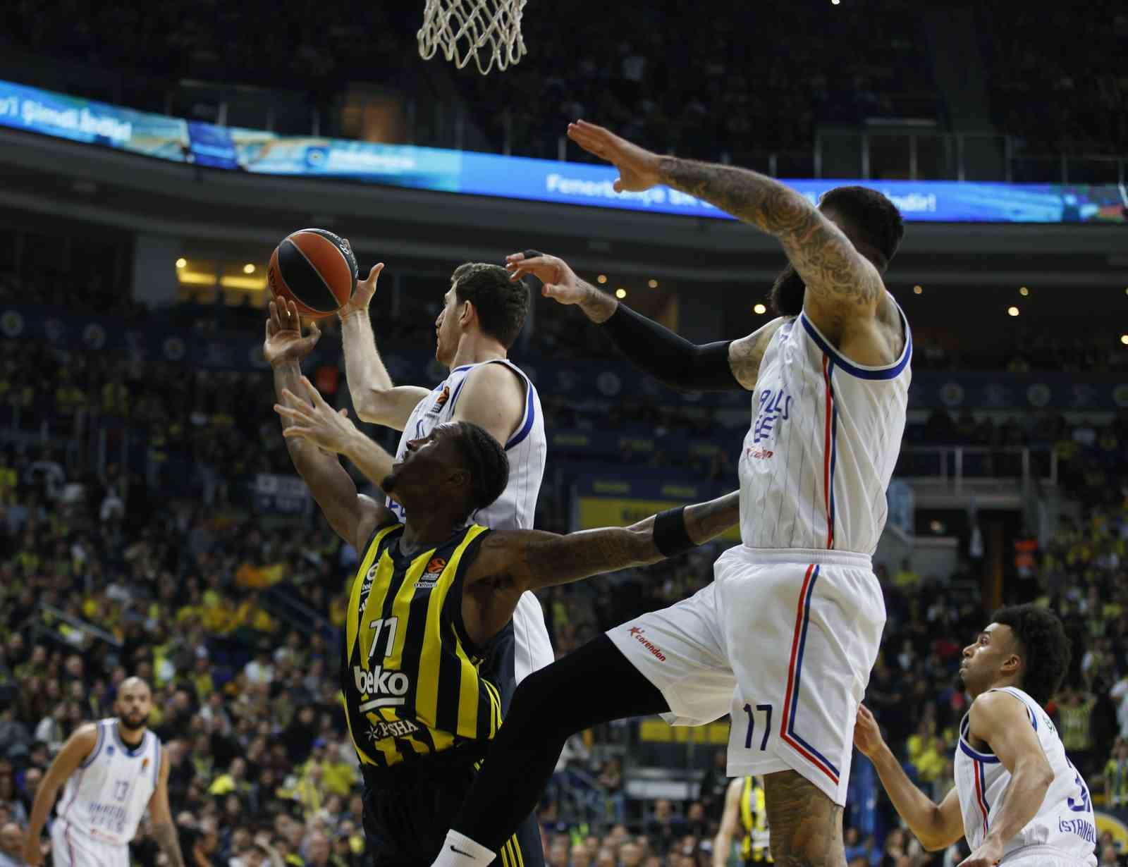 Euroleague’de Türk derbisini Fenerbahçe kazandı
