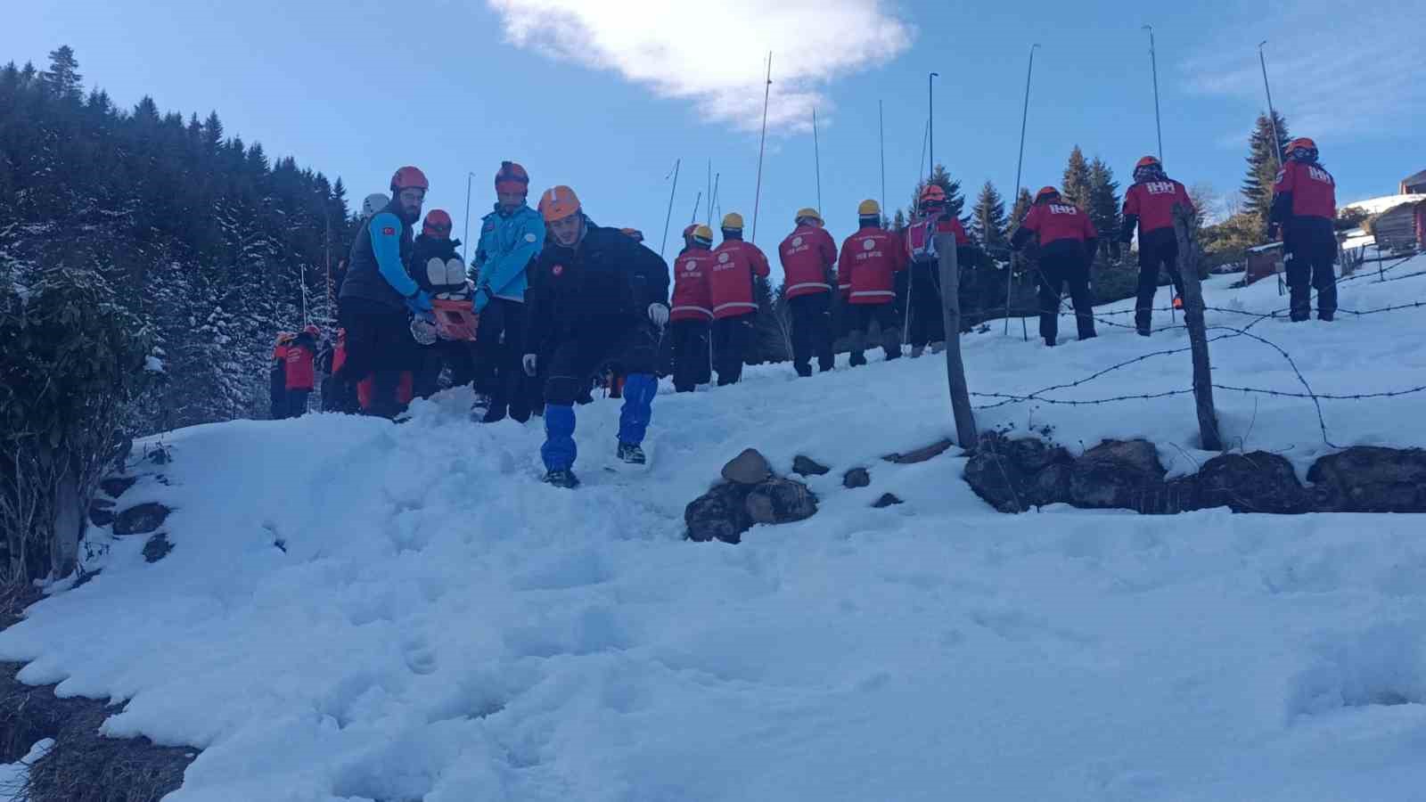 Giresun’da çığ tatbikatı yapıldı
