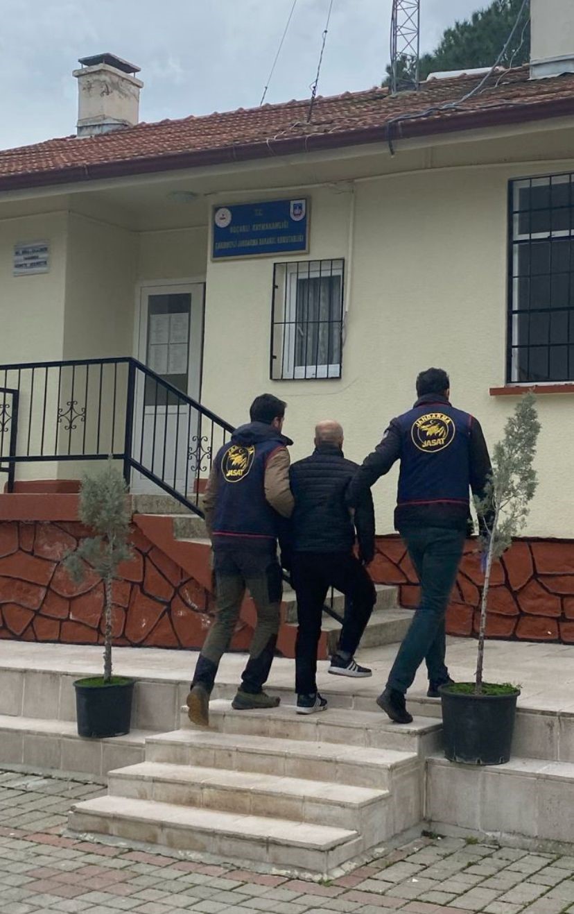 JASAT ekipleri 1 yılda bin 111 aranan şahsı yakaladı
