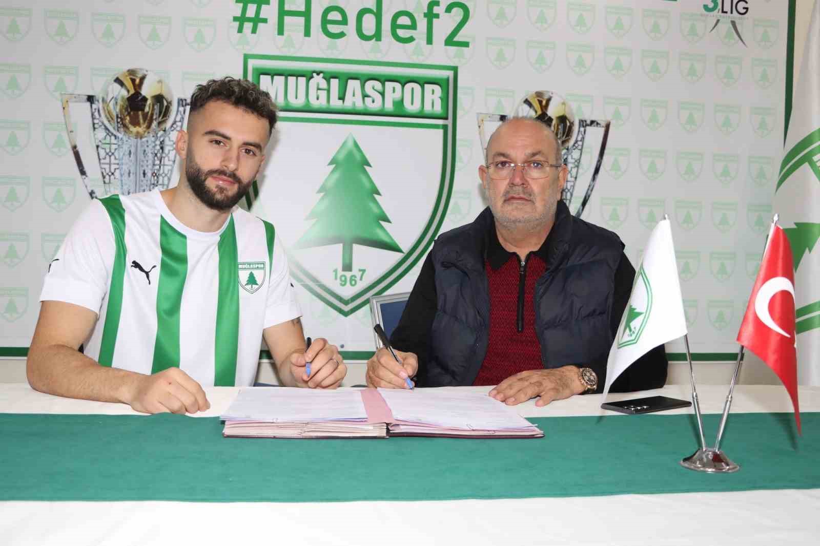 Muğlaspor Süper Lig deneyimli Arslantaş’ı renklerine kattı
