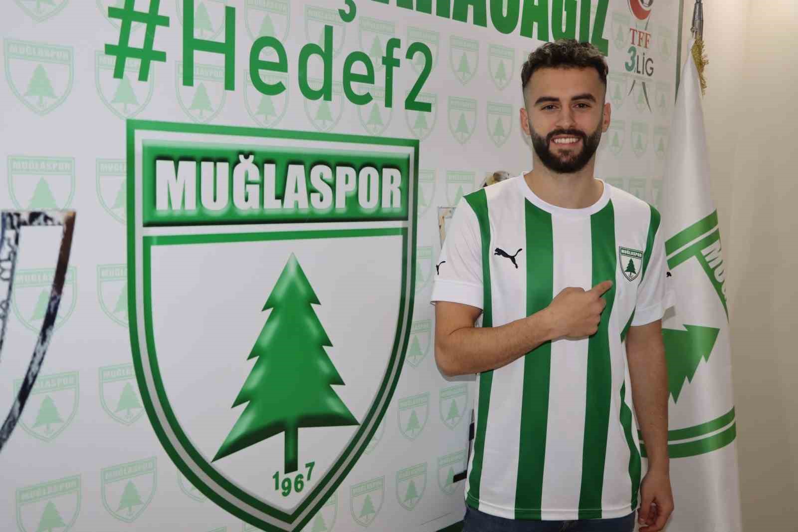 Muğlaspor Süper Lig deneyimli Arslantaş’ı renklerine kattı
