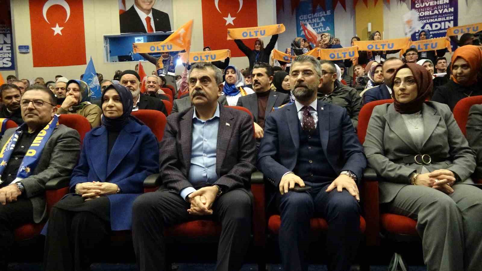 Milli Eğitim Bakanı Tekin, AK Parti Erzurum Kadın ve Gençlik Kolları kongrelerinde konuştu:
