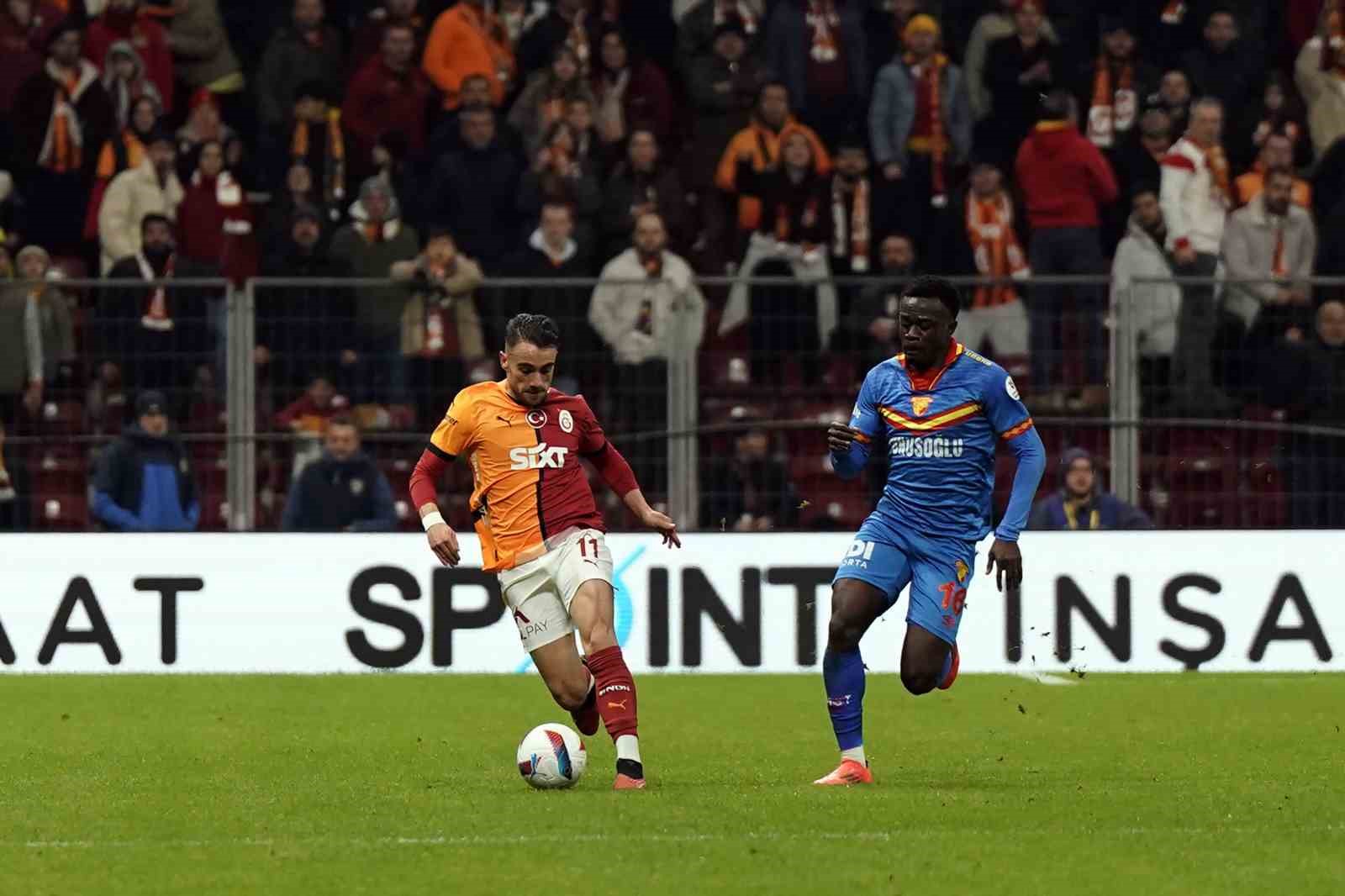 Trendyol Süper Lig: Galatasaray: 1 - Göztepe: 1 (İlk yarı)
