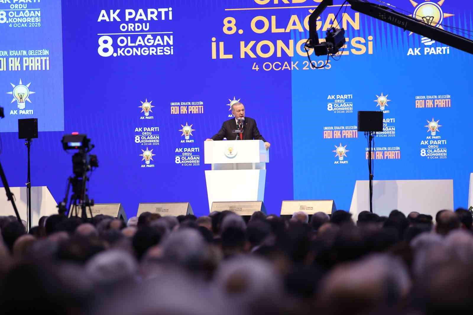 Cumhurbaşkanı Erdoğan: “Ankara-Karadeniz ve Gürcistan arasında demiryolu ulaşımını planlıyoruz”
