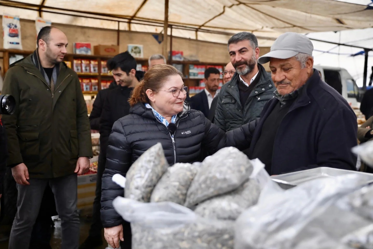 Başkan Gençay, vatandaşlarla bir araya geldi
