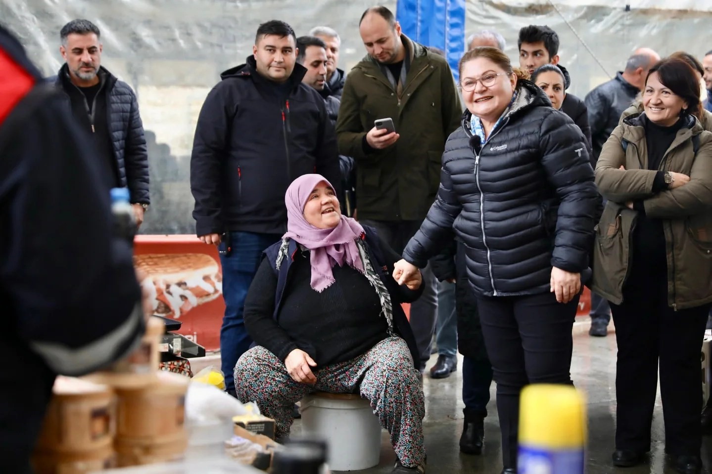 Başkan Gençay, vatandaşlarla bir araya geldi
