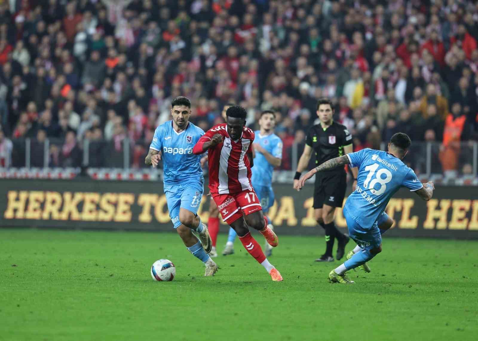 Trendyol Süper Lig: Samsunspor: 2 - Trabzonspor: 1 (Maç sonucu)
