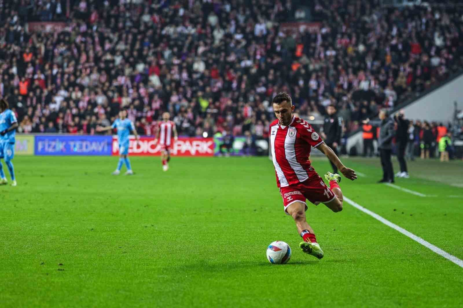 Trendyol Süper Lig: Samsunspor: 2 - Trabzonspor: 1 (Maç sonucu)
