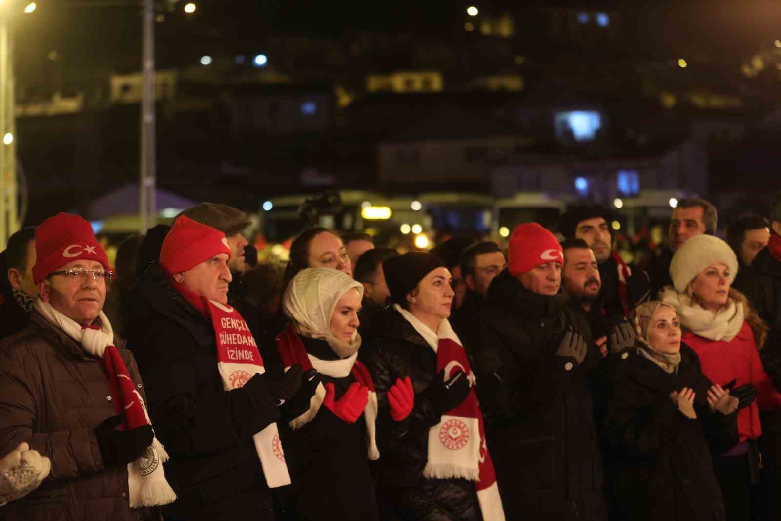 Dondurucu havada, Sarıkamış Şehitleri için yürüdüler
