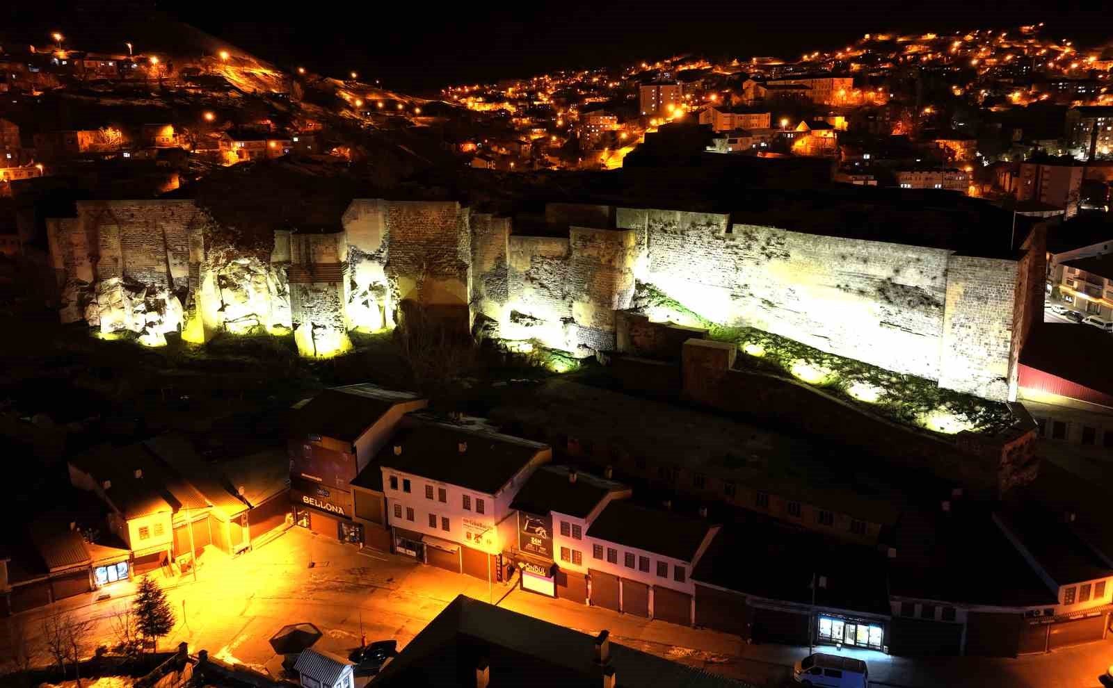 Bitlis’in ışıl ışıl görüntüsü büyülüyor
