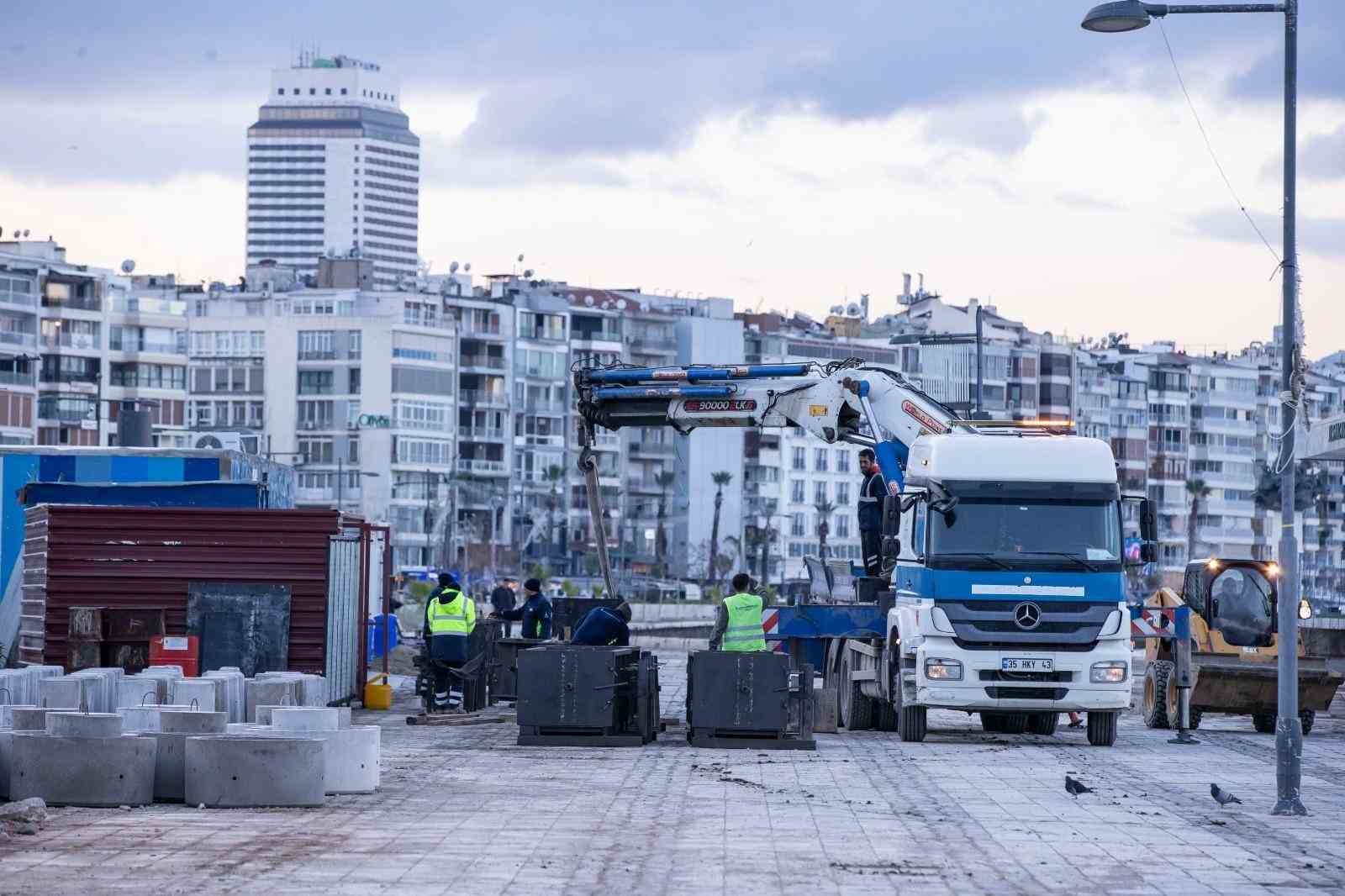 Başkan Tugay Kordon’daki çalışmaları inceledi
