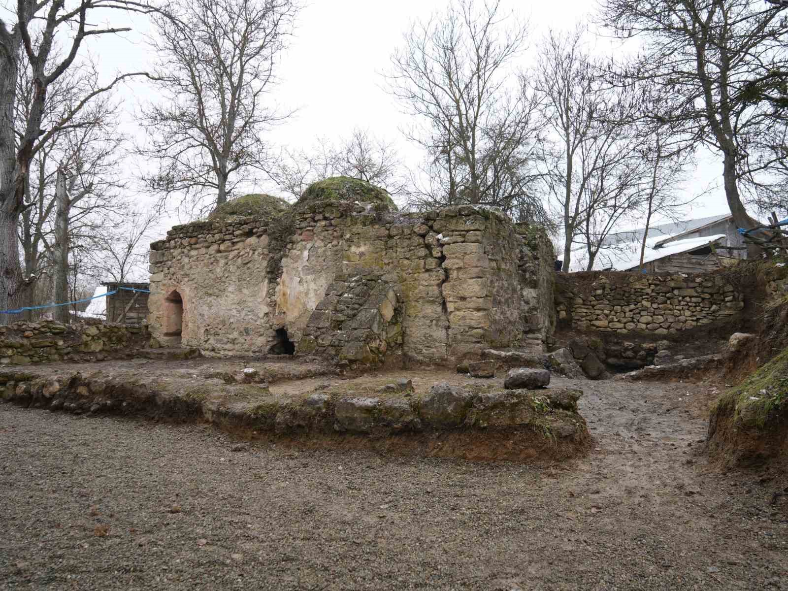 UNESCO Dünya Miras Listesi’ndeki Mahmut Bey Camii’nin bulunduğu köyde kazı çalışması başlatıldı
