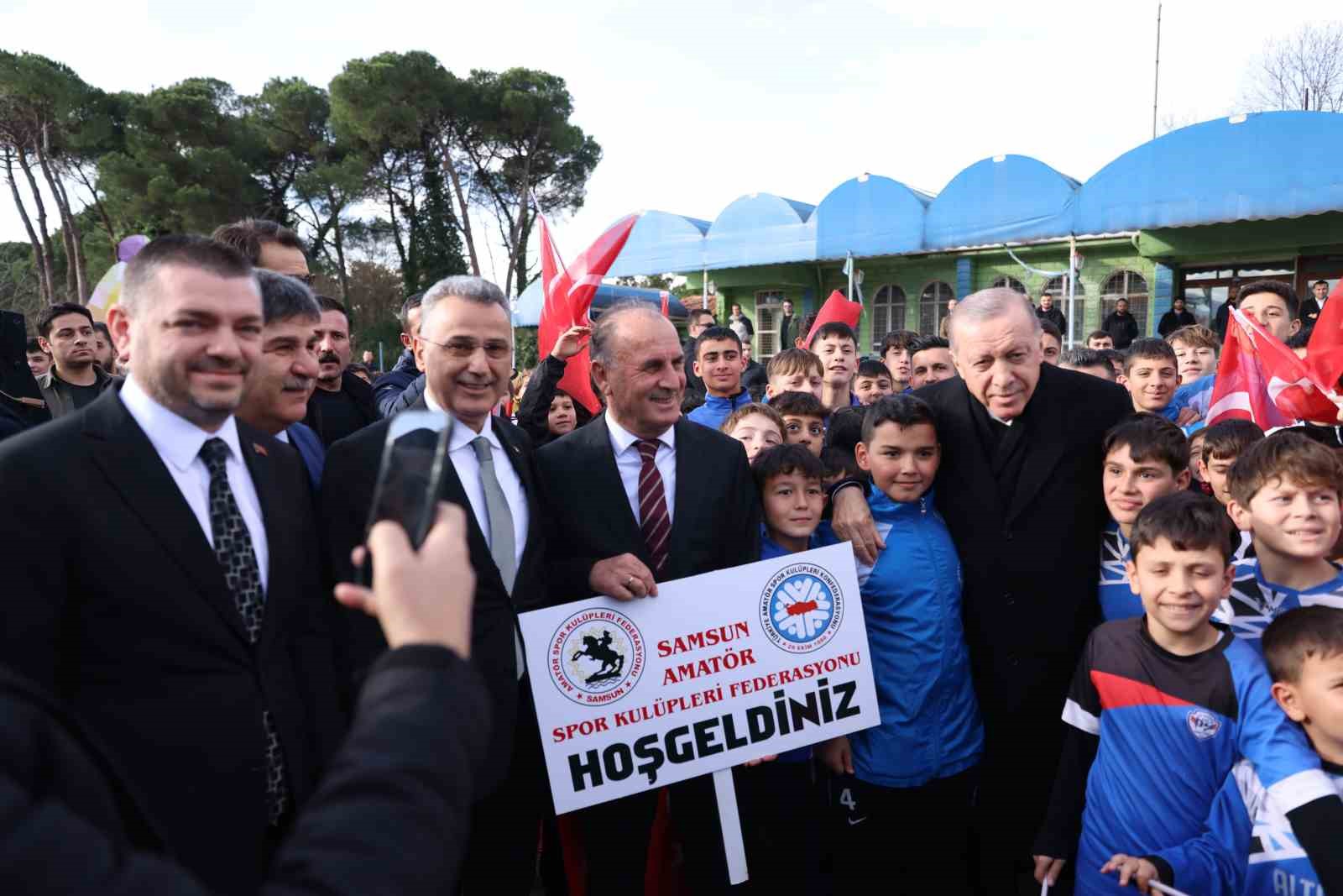 Başkan Kurnaz’dan Cumhurbaşkanı Erdoğan’a 55 numaralı forma
