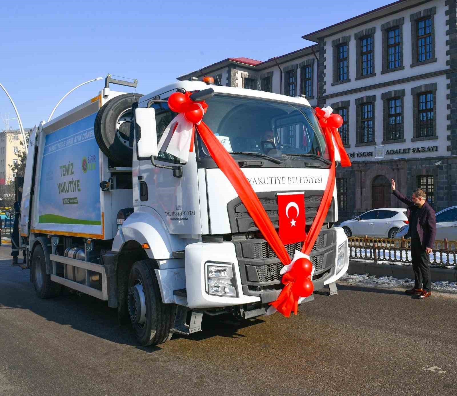 Yakutiye Belediyesi araç filosunu genişletti
