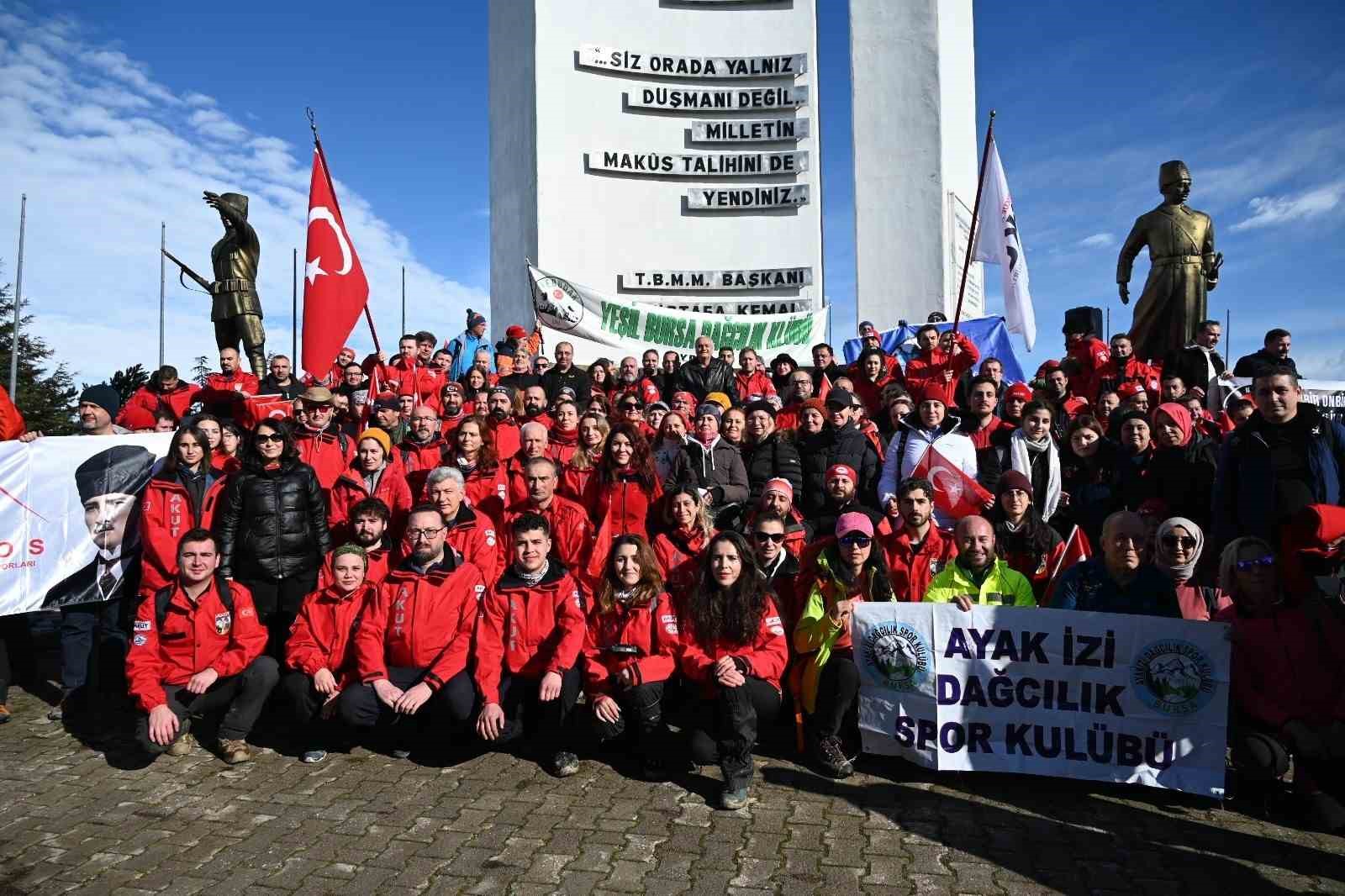 İnönü Savaşları şehitleri 8 kilometrelik yürüyüşle anıldı
