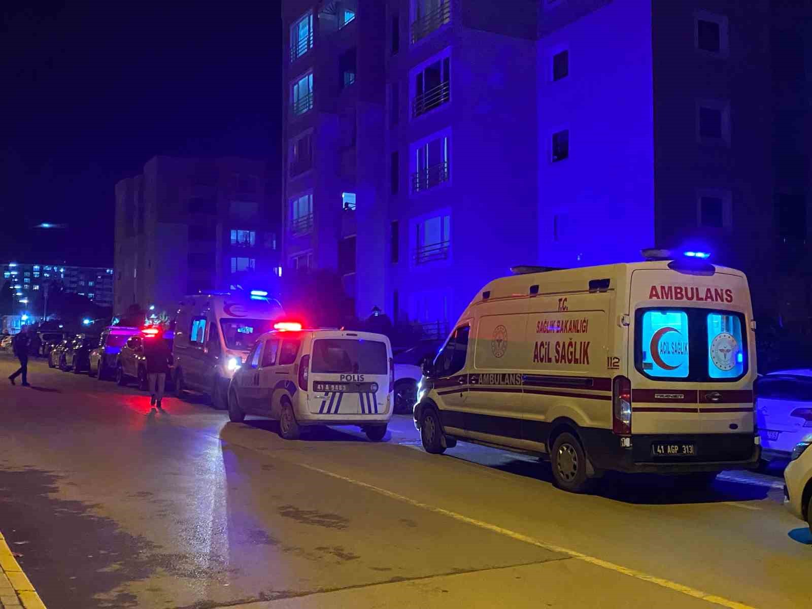 Polis memuru evinde başından vurulmuş halde ölü bulundu
