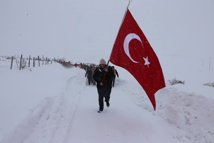 Sarıkamış Şehitleri için 1900 rakımlı yaylada anıldı
