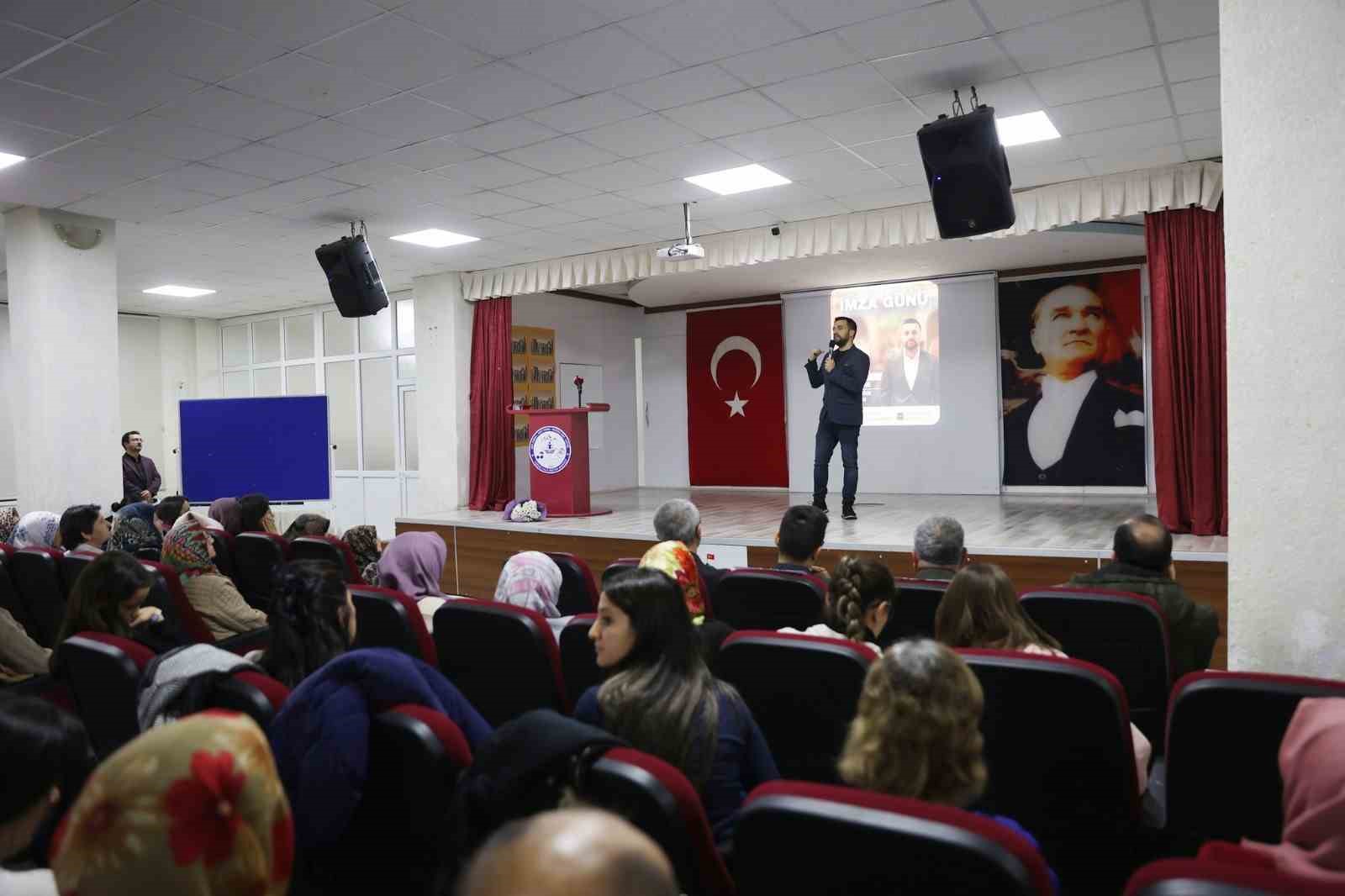 Hikayeleri kitap olan mübadiller duygusal anlar yaşadı
