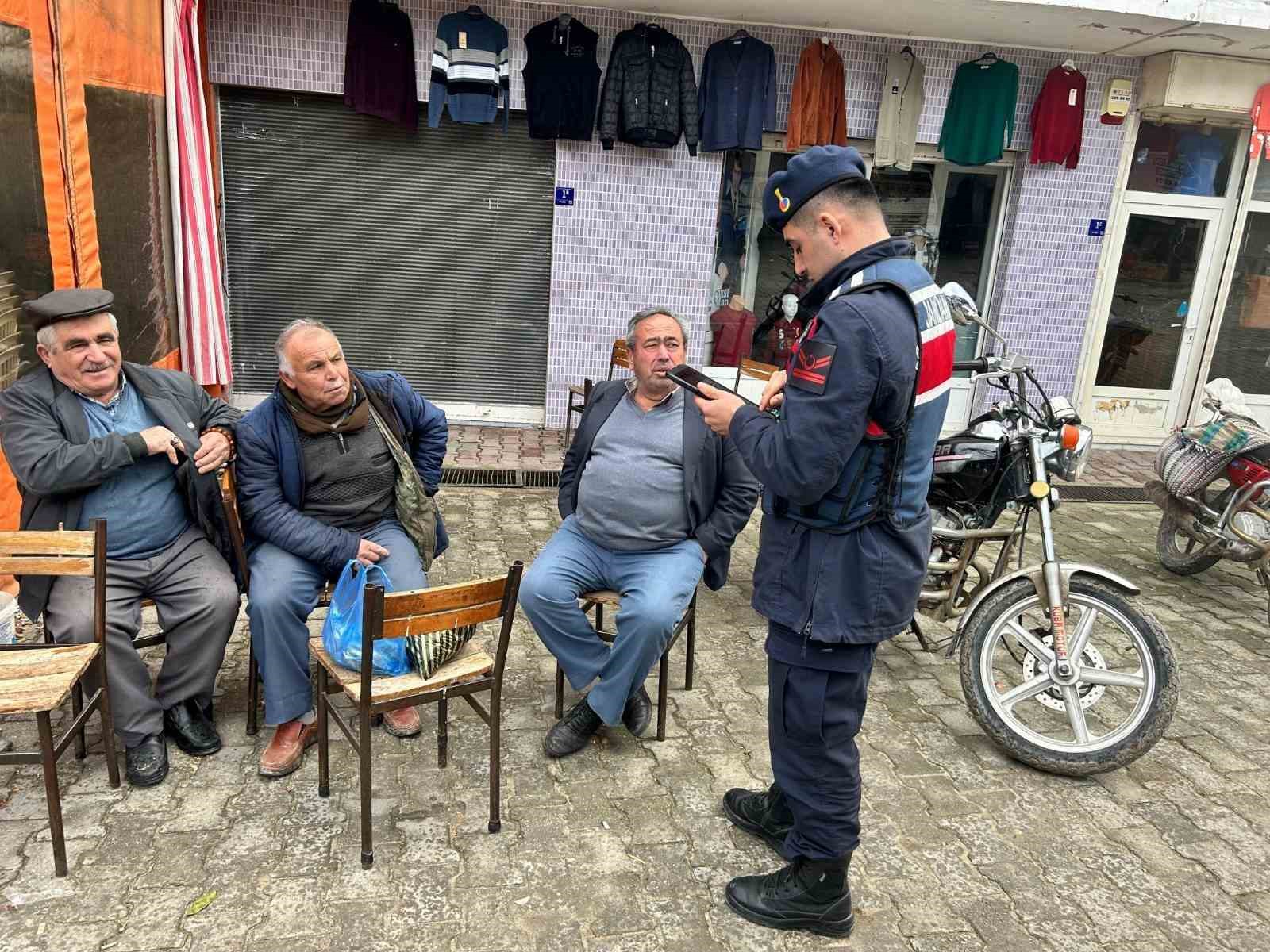 Karpuzlu’da vatandaşlar hırsızlık olaylarına karşı bilgilendirildi
