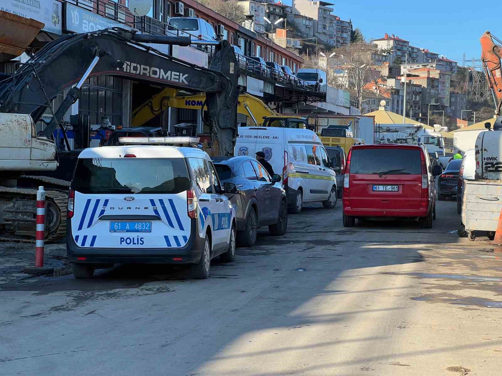 Trabzon’da sanayi sitesinde silahlı kavga: 1 yaralı
