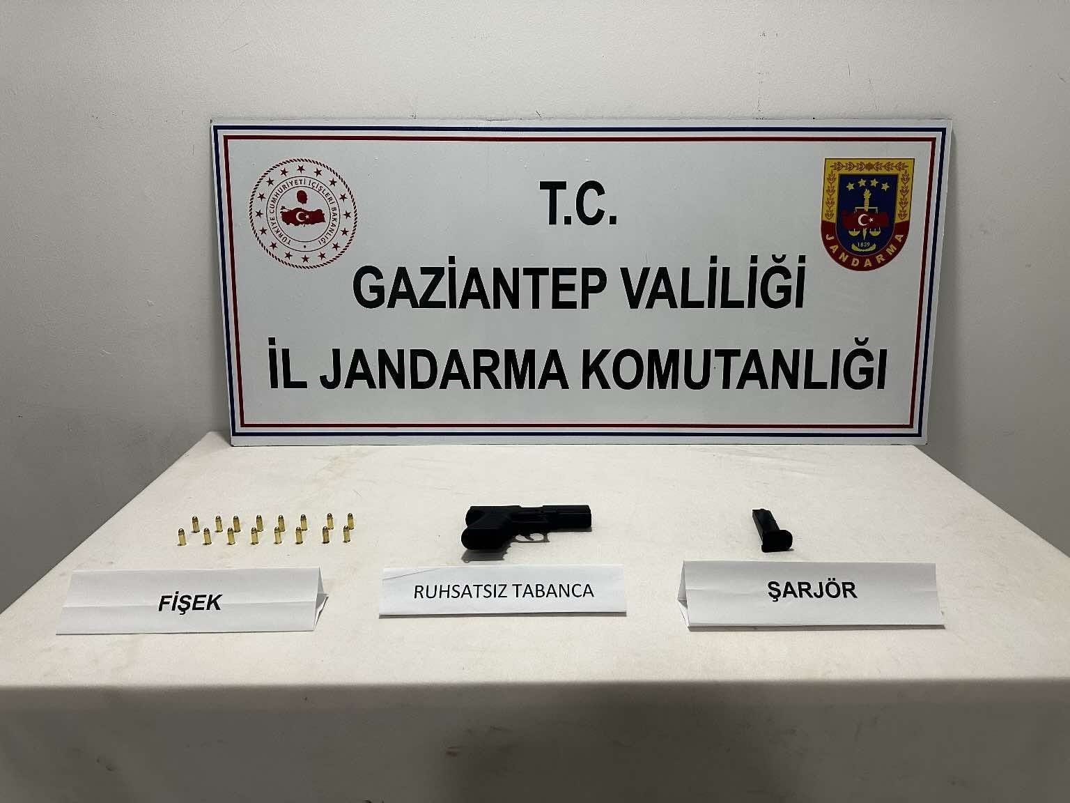 Gaziantep’te 18 adet kaçak silah ele geçirildi
