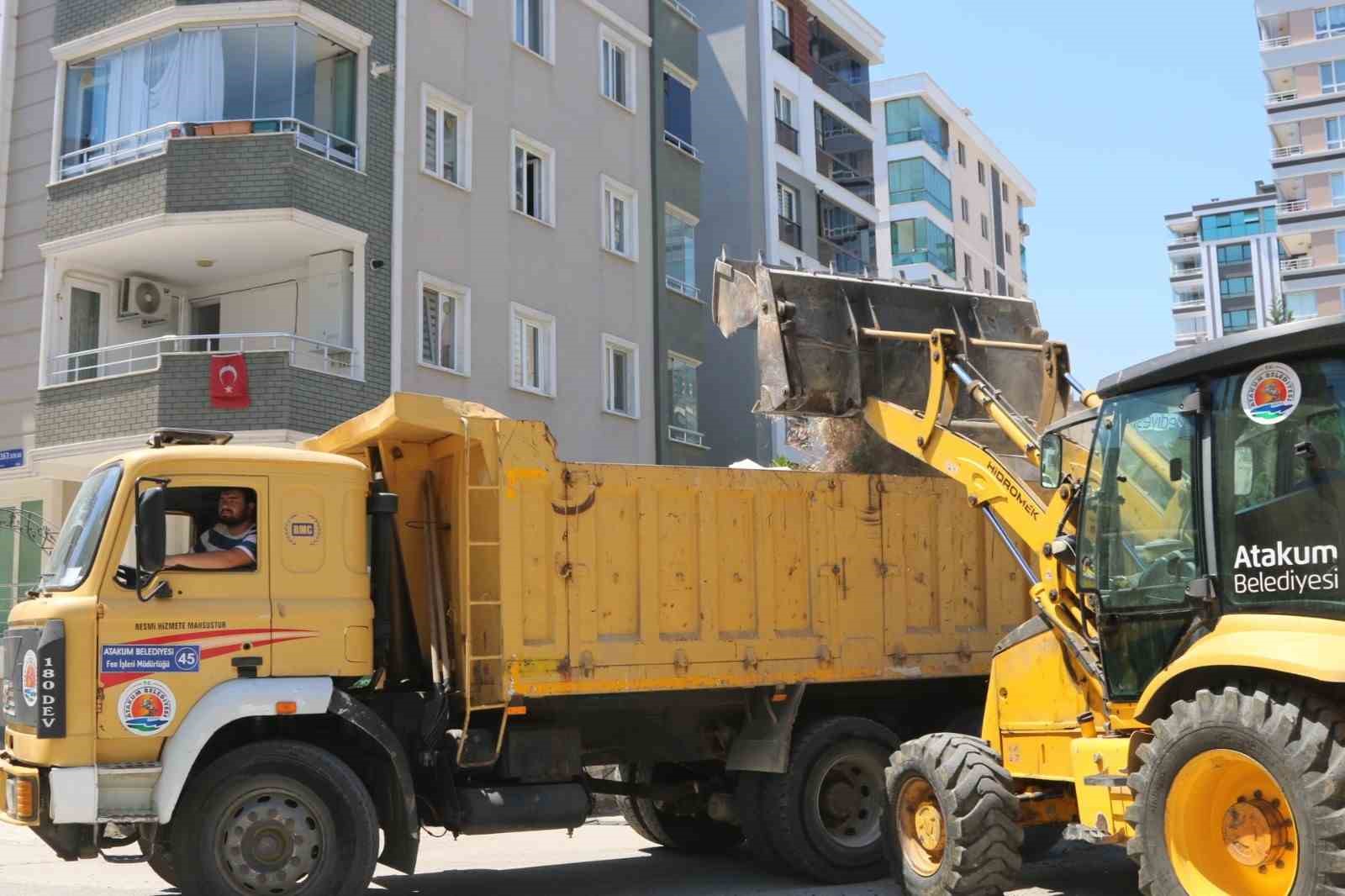 Atakum’da 5 bin 300 adet sokak yıkandı
