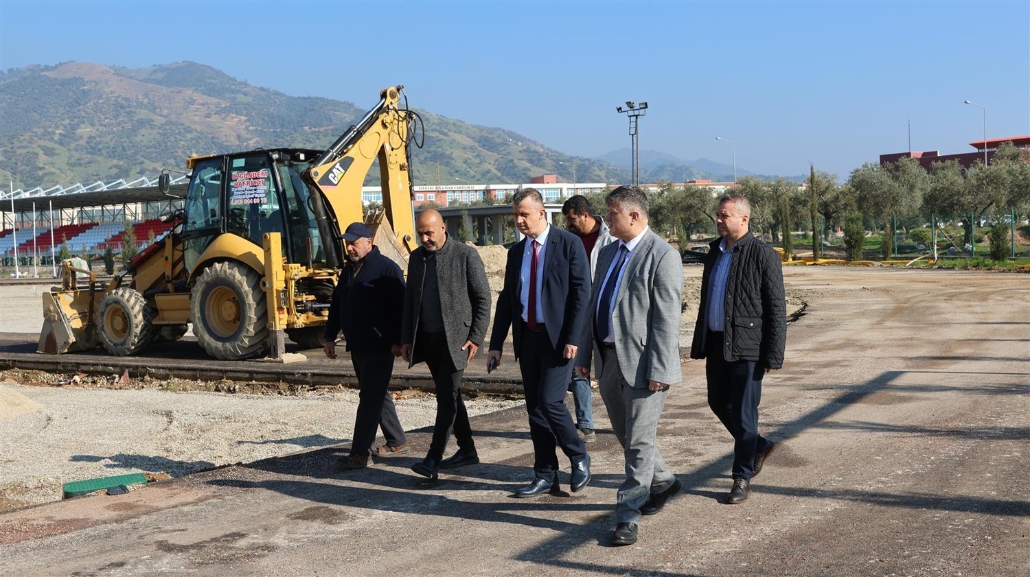 Binali Yıldırım Stadyumu’nda yenileme çalışmaları devam ediyor
