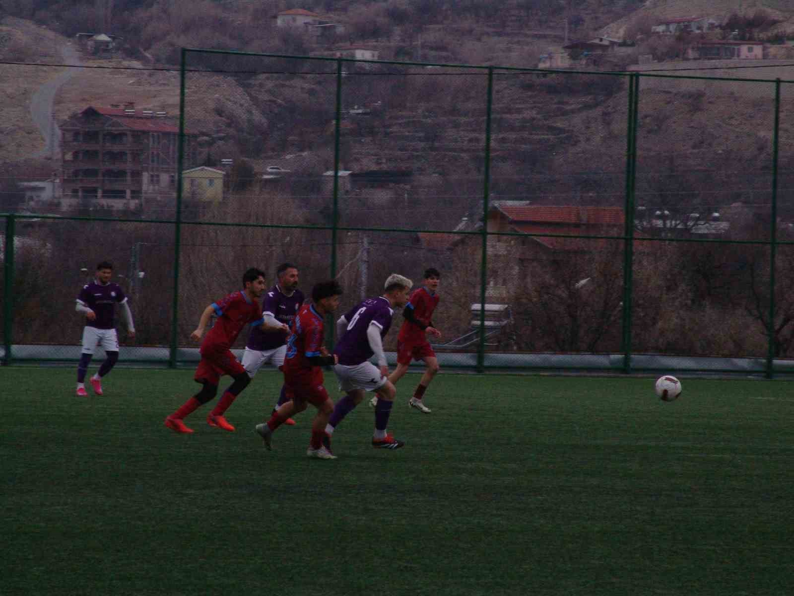 Kayseri Şeker Süper Amatör Küme: Kayseri Döğerspor: 3 - 1966 Turanspor: 1
