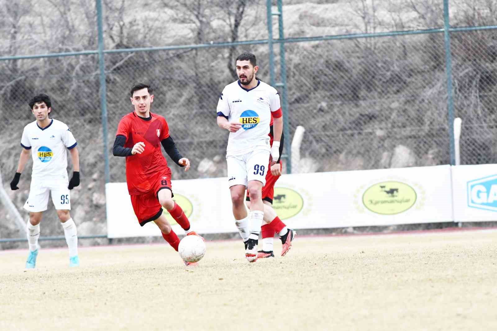 Kayseri Şeker Süper Amatör Küme: Hacılar Erciyesspor: 5 - Özvatanspor: 0
