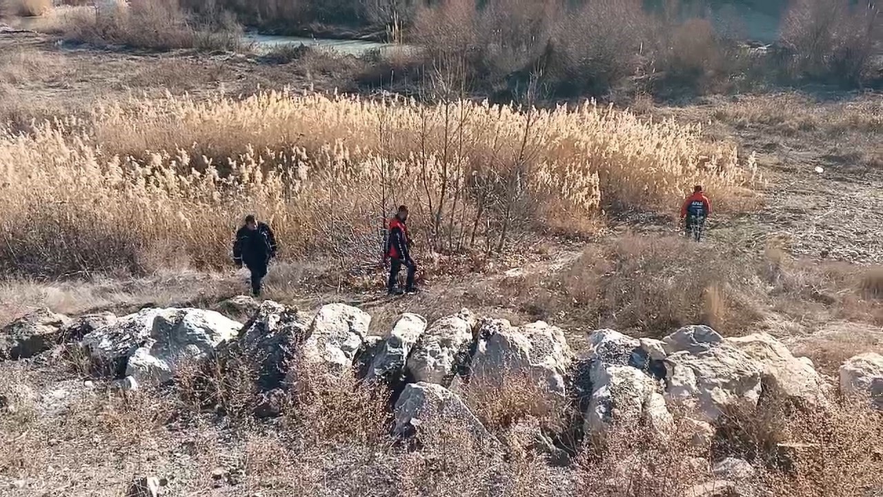 Adıyaman’da kayıp kadını arama çalışmaları sürüyor
