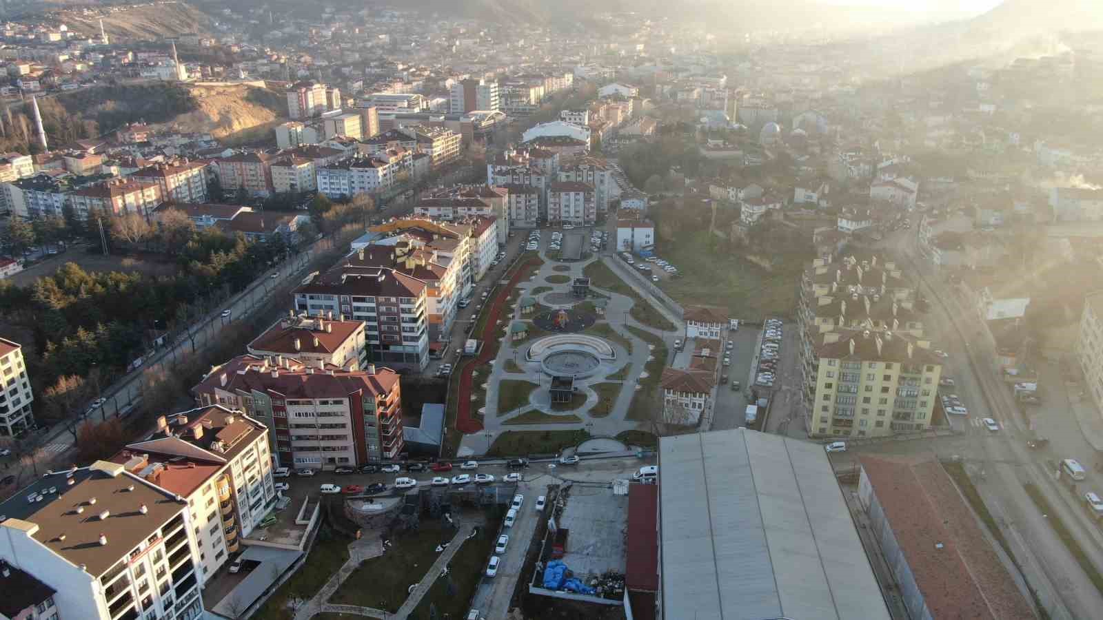 Belediyenin yüzde 208’lik zammı otopark ücretlerine de yansıdı, vatandaşlar tepki gösterdi
