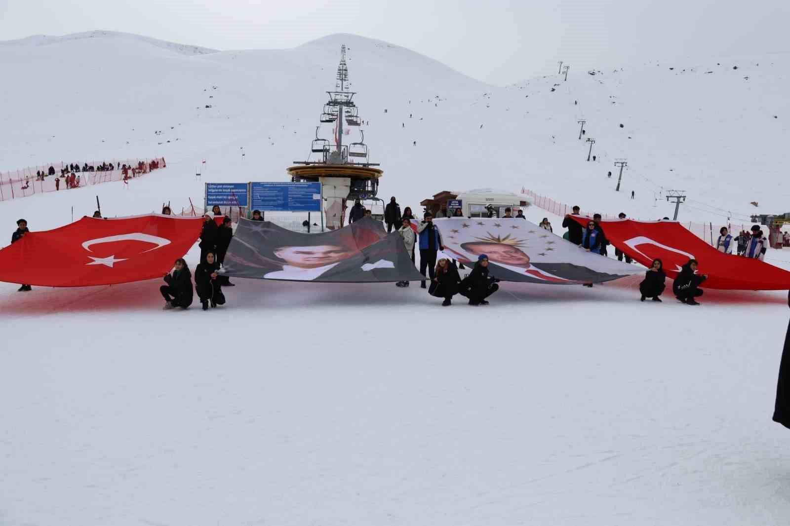 Hesarek Kayak Merkezi’nde JAK görev başında
