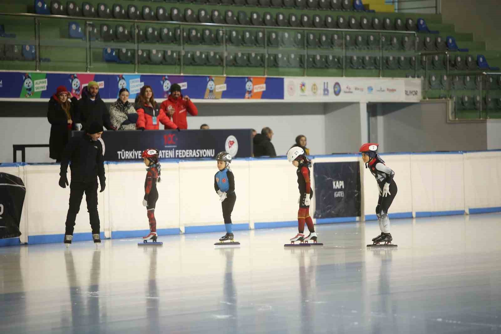 Erzurum’da short track yarışları başladı
