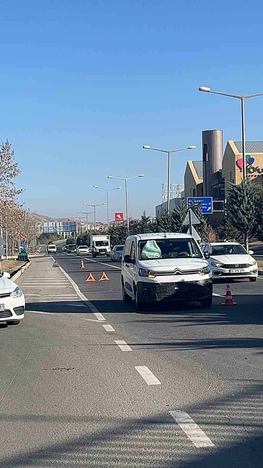 Kaza yapan turist derdini çeviri uygulaması ile anlattı
