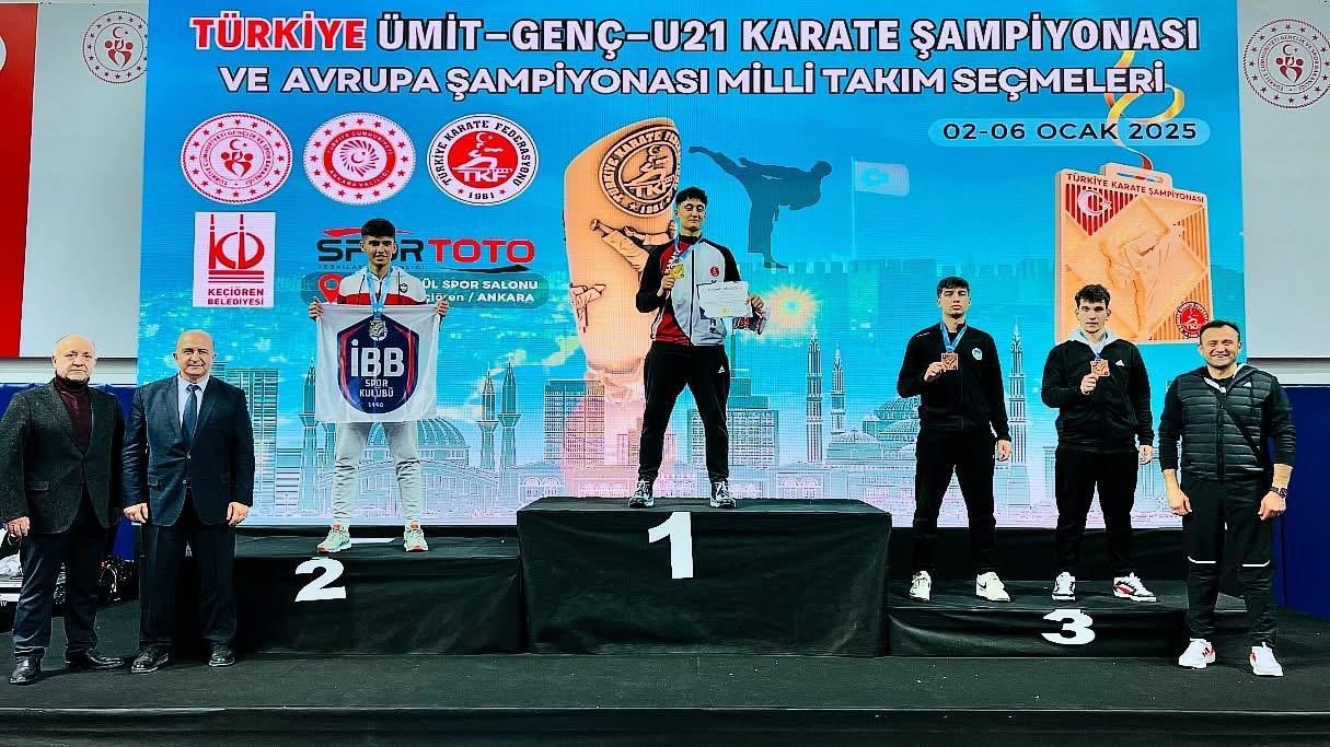 Karate Şampiyonasında Türkiye üçüncüsü oldu
