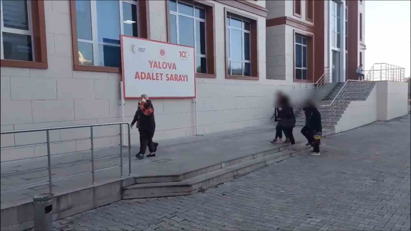 Yabancı kadınları Türkiye’ye bakıcılık vadiyle getirip fuhşa zorladılar
