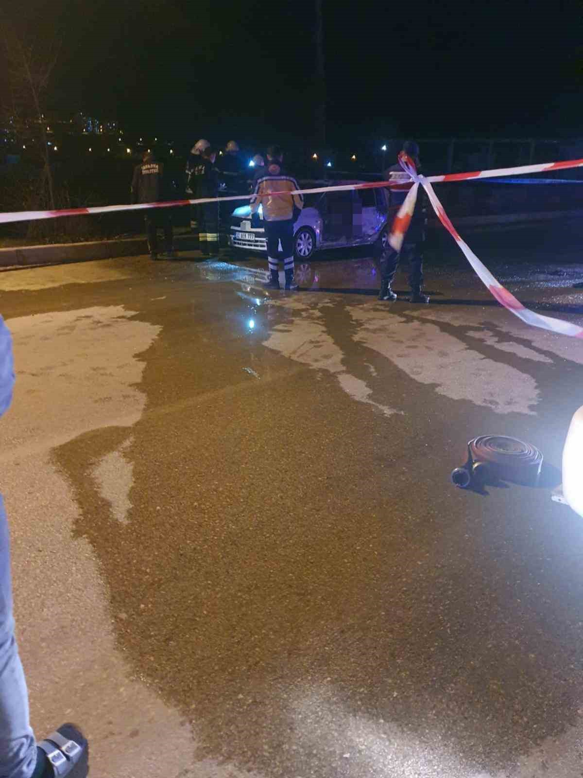 Isparta’da alevler içinde kalan otomobilin sürücüsü yanarak can verdi
