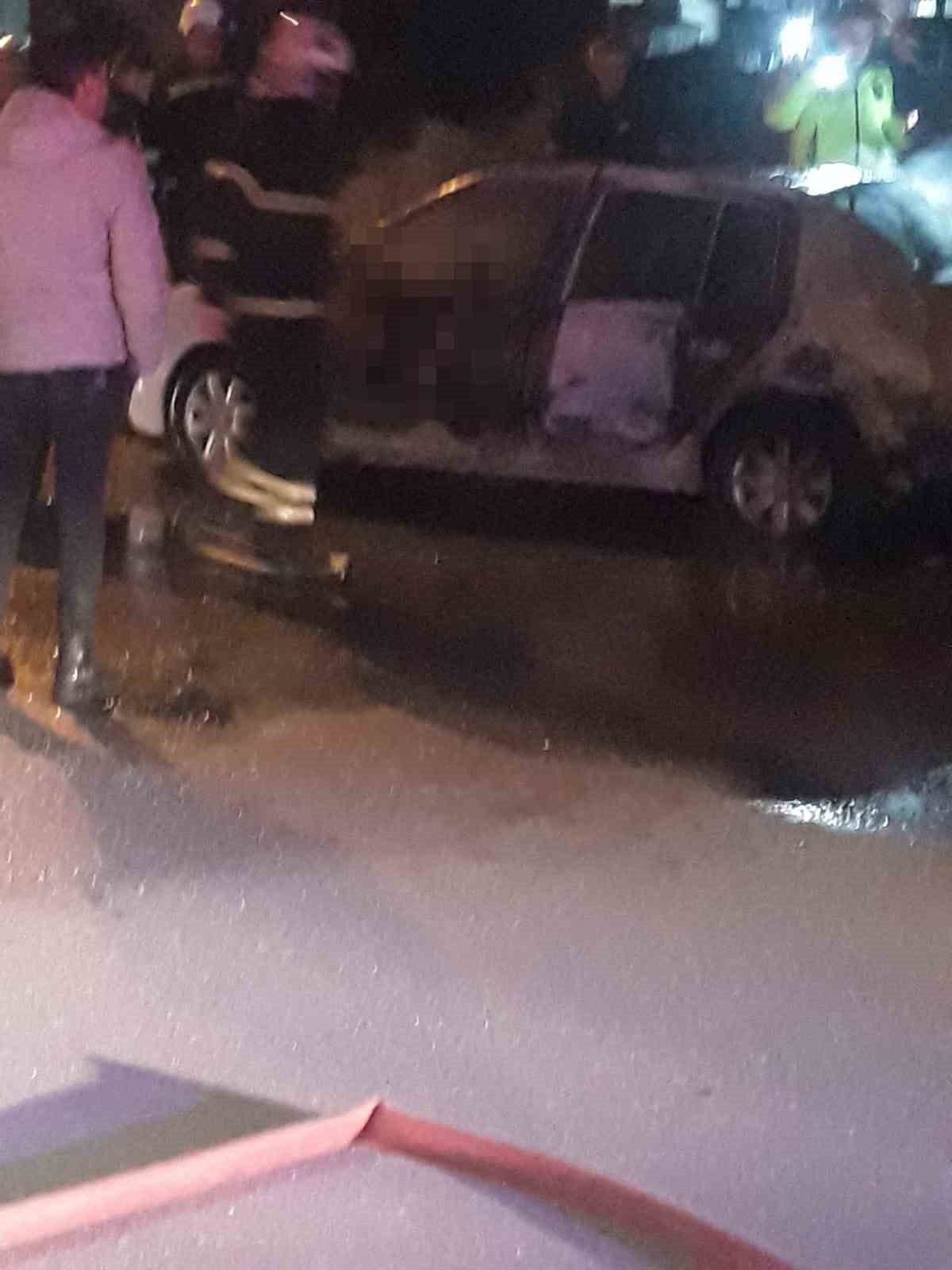 Isparta’da alevler içinde kalan otomobilin sürücüsü yanarak can verdi
