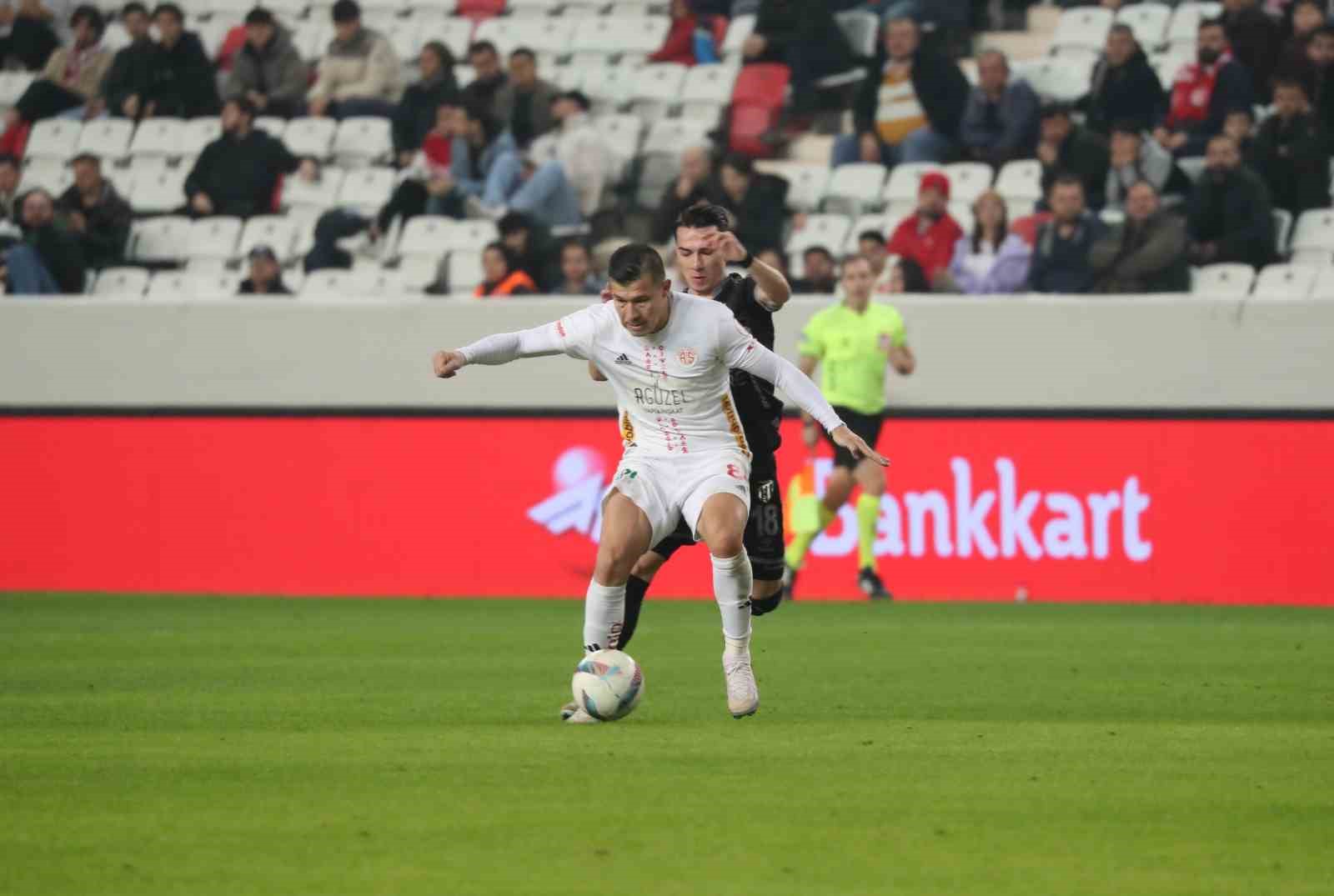 Ziraat Türkiye Kupası: Antalyaspor: 3 - Kocaelispor: 1 (Maç sonucu)
