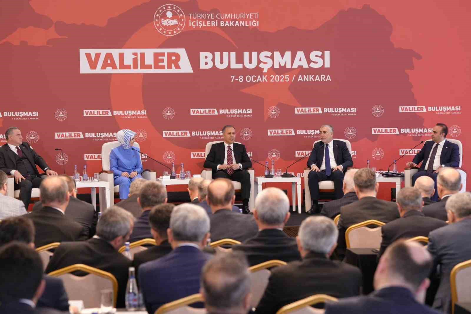 Vali Aydoğdu 81 ilin valilerinin katılımıyla gerçekleştirilen Valiler Toplantısı’na katıldı
